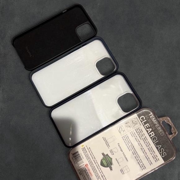 iPhone 13 set of 3 cases with Screen Protector - Picture 3 of 5